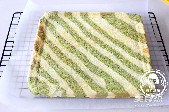 Two-color Cake Roll recipe