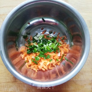 Fried Eggs with Carrots and Shallots recipe