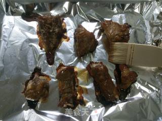 Roasted Pork Bone with Honey Sauce recipe