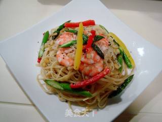 Pasta "cold-marinated Shrimp Garlic Pasta" recipe