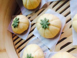 Pumpkin Buns recipe