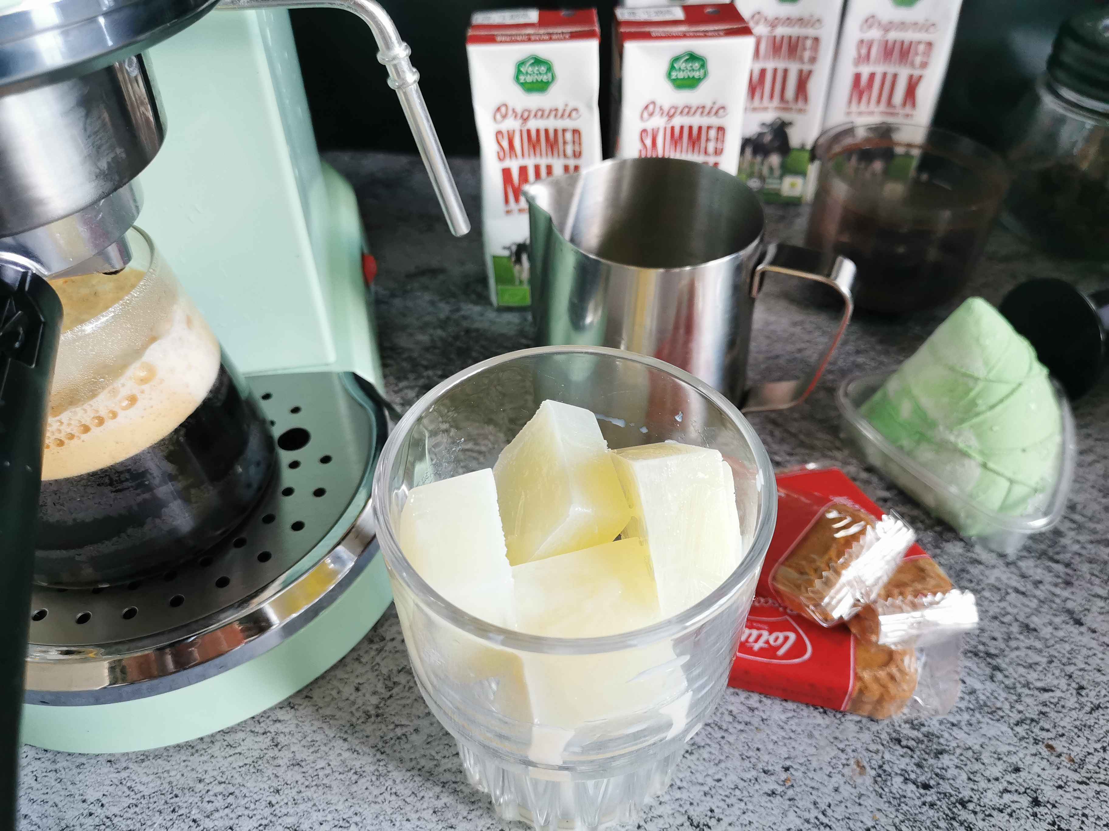 Mango Ice Cream Coffee recipe