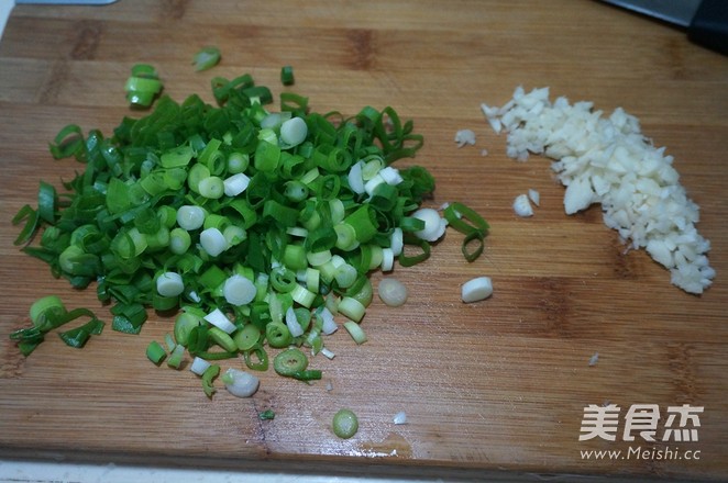 Microwave Version of Minced Pork Vermicelli Baby Dish recipe