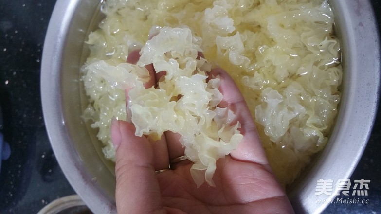 Tremella, Peach Gum, Soup Rice recipe