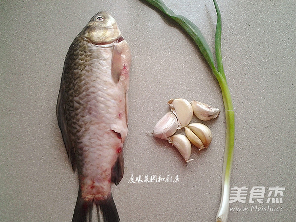 Sweet and Sour Crucian recipe