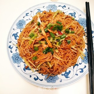 Stir-fried Rice Noodles recipe