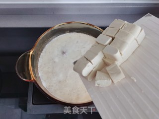 Soy Milk Hot Pot with Delicious Soup recipe