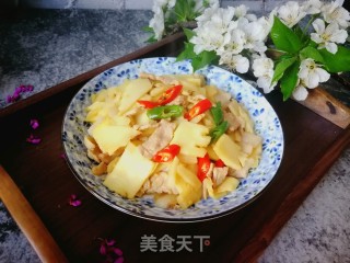 Stir-fried Pork with Spring Bamboo Shoots recipe