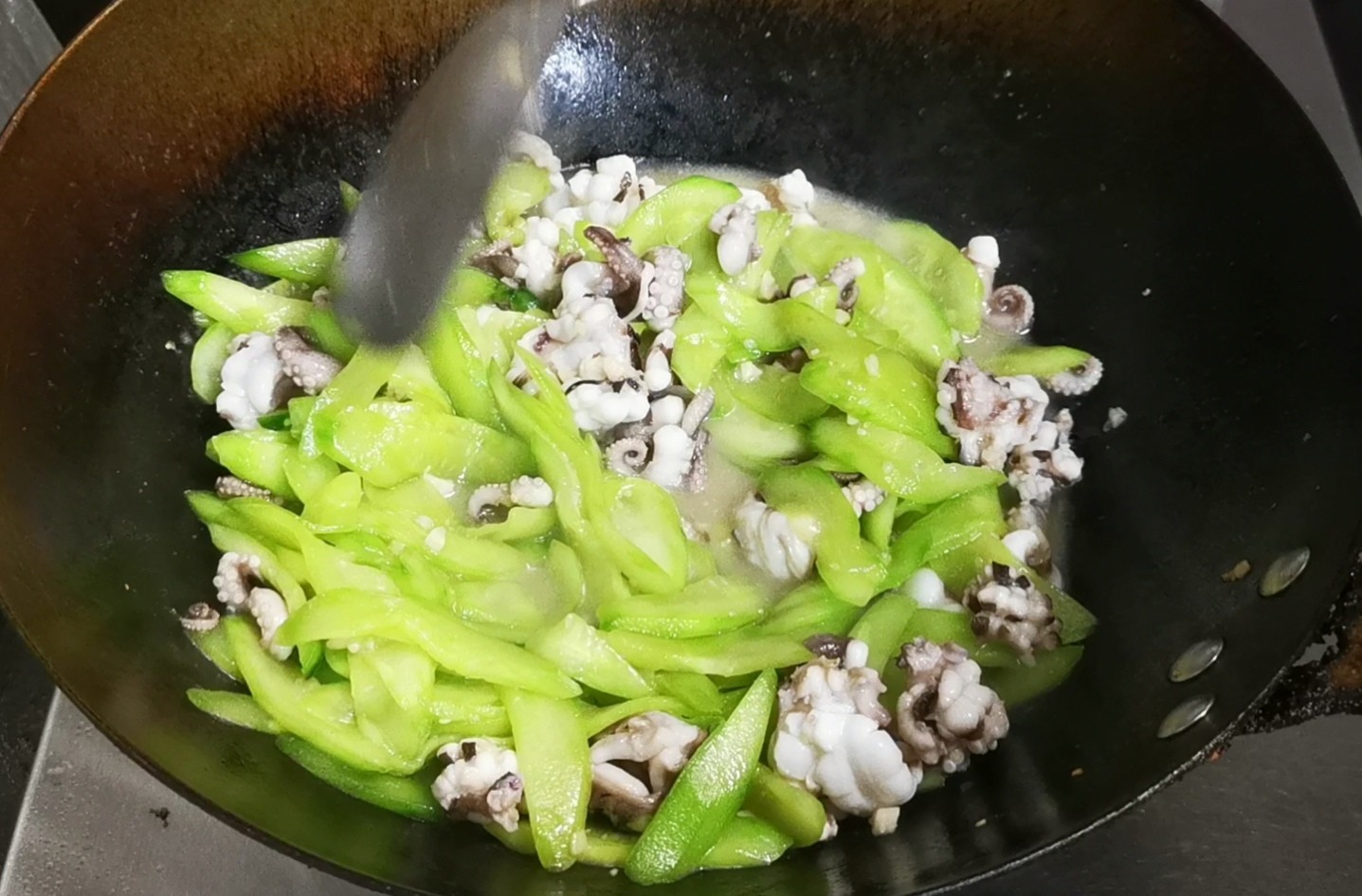Fried Octopus with Cucumber recipe