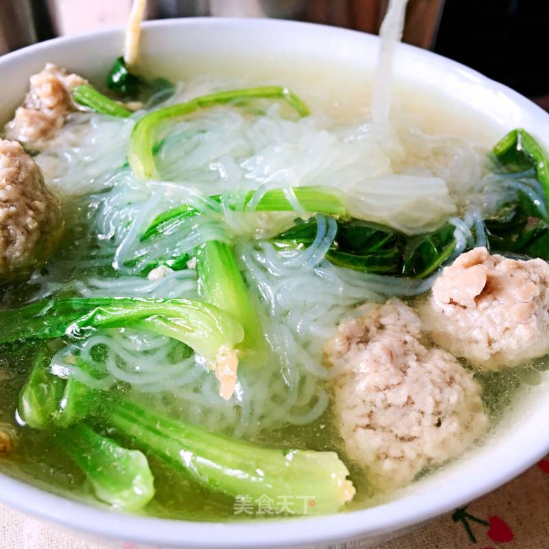 Vermicelli Soup with Spinach Meatballs recipe