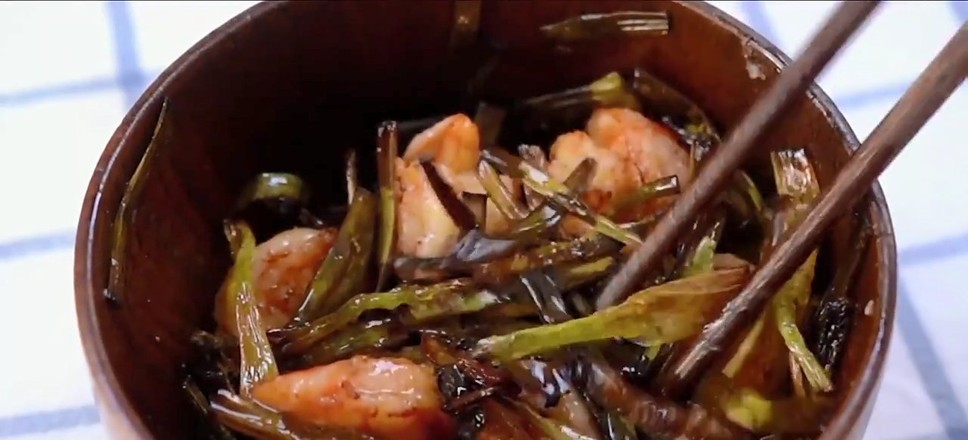 Scallion Shrimp Noodles recipe