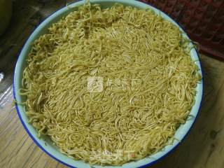 Fried Egg Noodles (with Tomato Sauce) recipe