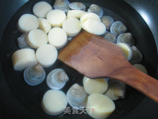 Sakura Jade Tofu Soup with Clams recipe