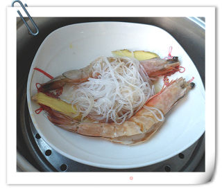 Steamed Prawns with Golden Garlic Powder recipe