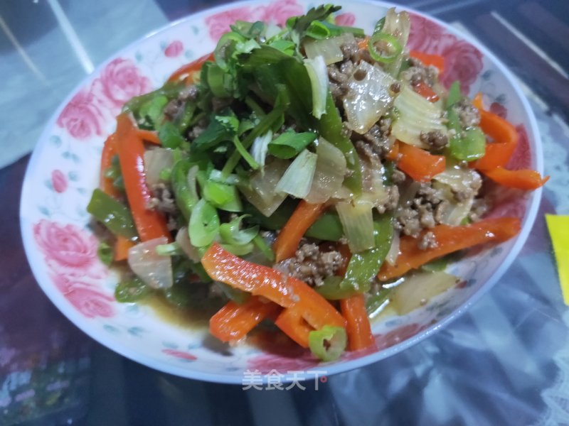 Stir-fried Ground Beef with Green and Red Peppers recipe