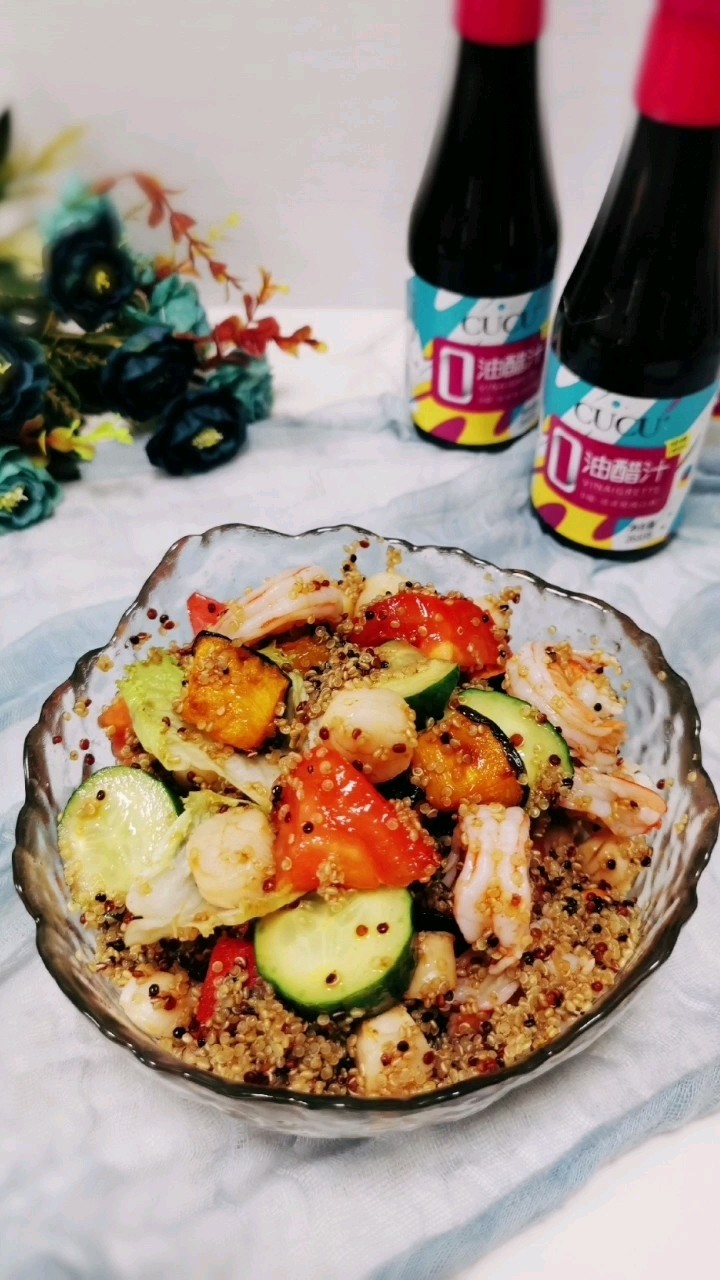 Lightweight, Reduced-fat Quinoa Seafood Salad, for You Who Love Beauty