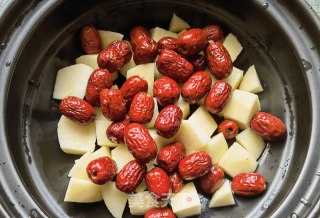 Chinese Wolfberry Apple Red Date Water recipe