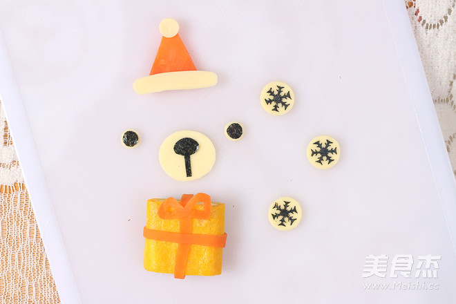 Little Bear's Christmas Gift Bento recipe