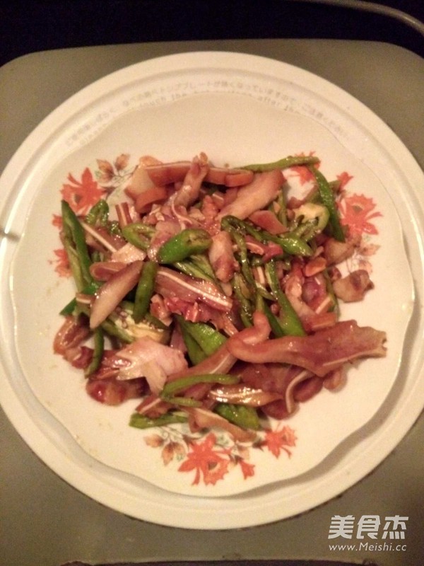 Hot Pepper Mixed with Pig Ears recipe