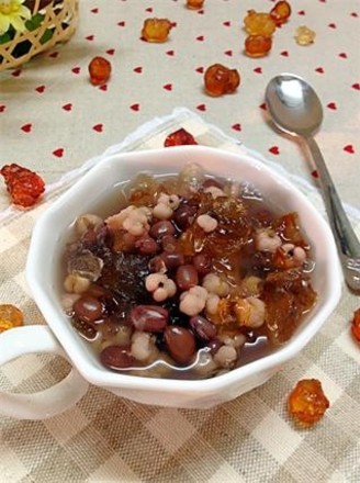 Peach Gum, Barley and Red Bean Soup recipe