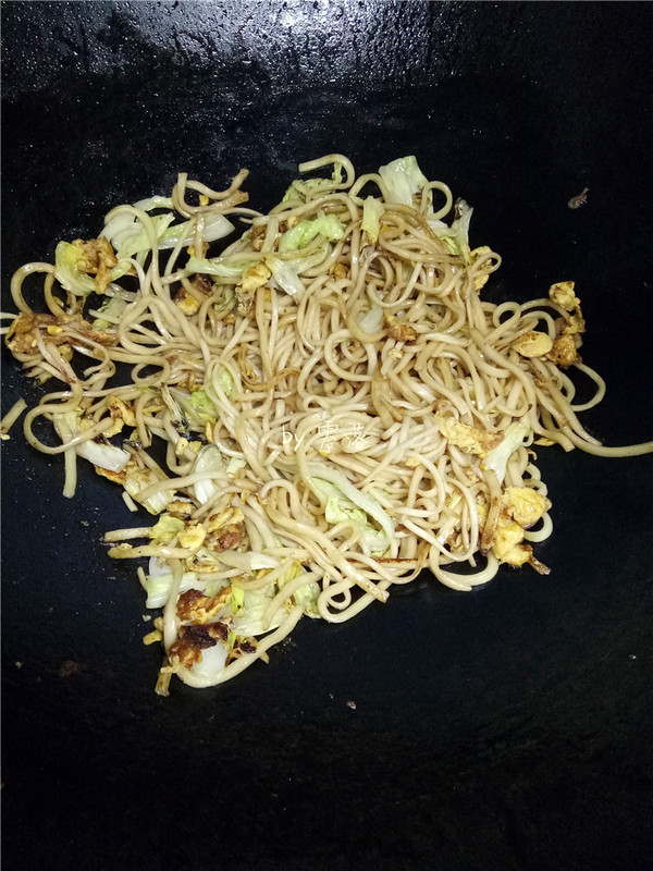 Cabbage Soy Sauce Noodles recipe