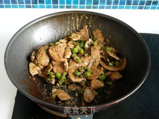 Spicy Fried Pork Liver with Millet recipe