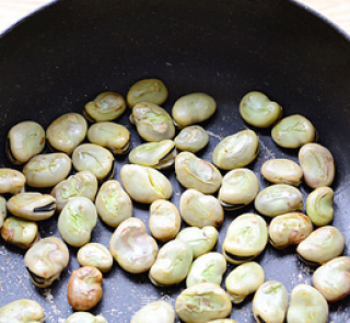 One of The Most Nostalgic Snacks in Childhood-five-spice Crispy Broad Beans recipe