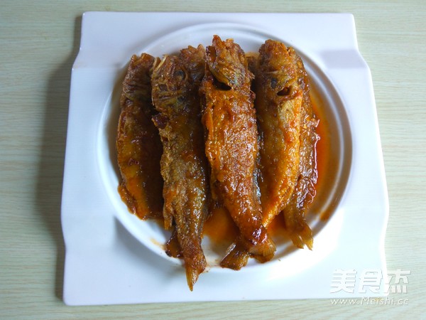 Braised Small Yellow Croaker in Korean Spicy Sauce recipe