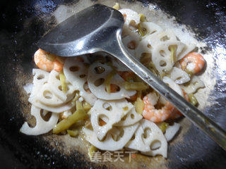 Fried Lotus Root with Mustard and Shrimp recipe