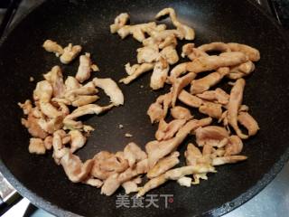 Fried Noodles with Shredded Chicken and Shrimp recipe