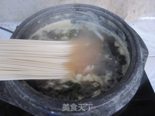 Noodle Soup in Stone Pot recipe