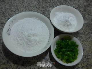 Glutinous Rice Strips with Salt and Pepper Chives recipe