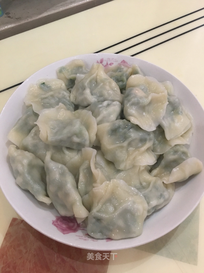 Leek and Shrimp Meat Dumplings recipe