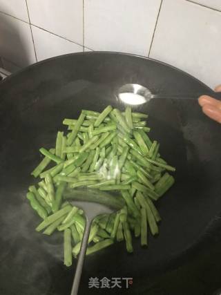 Stir-fried String Beans recipe