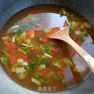 Tomato Quick Vegetable and Egg Soup recipe