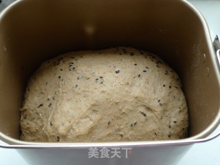 [whole Wheat Black Sesame Toast] Healthier and More Nutritious recipe