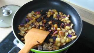 Noodles with Minced Pork in Tomato Sauce recipe