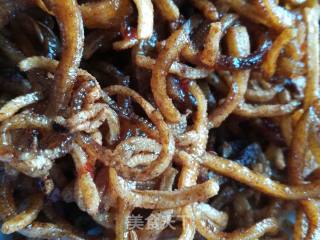 Spicy and Spicy Dried Shreds Made with Chopsticks recipe