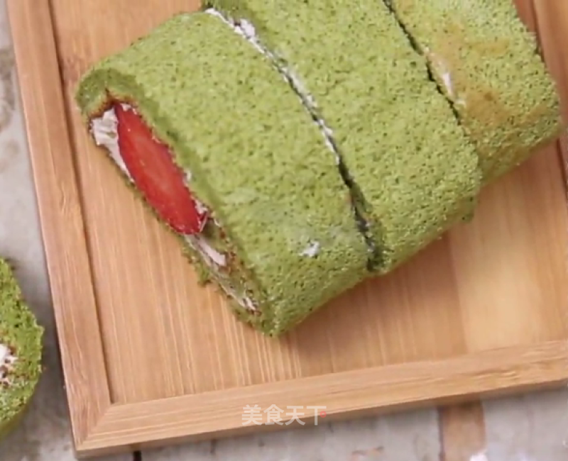 Green Tea Strawberry Cake Roll recipe