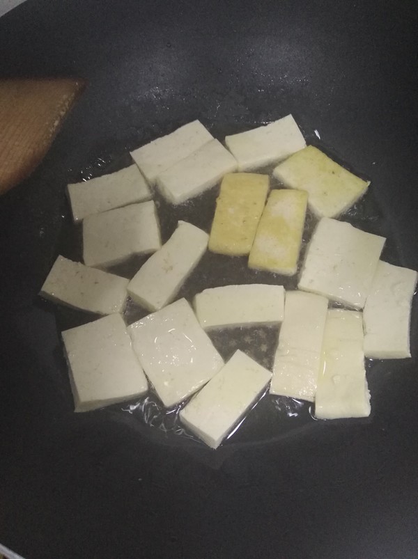 Roasted Tofu with Garlic Sprouts recipe