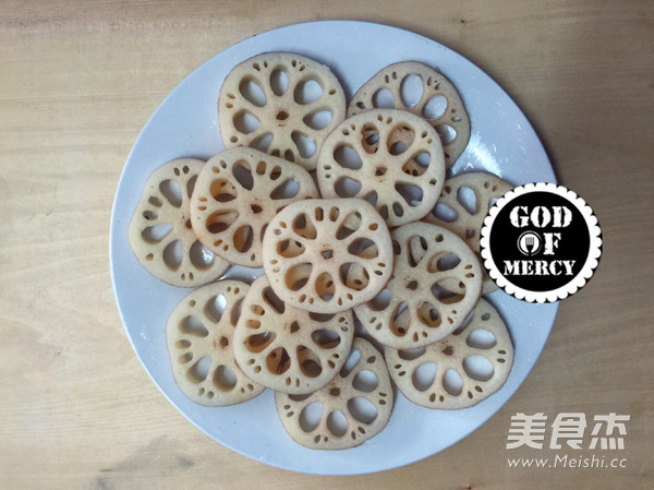 Crossing on The Tip of The Tongue-spicy Marinated Lotus Root Slices that Stimulate The Passion of The Taste Buds recipe