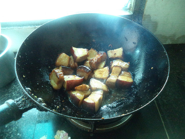 Braised Dongpo Pork with Oily Tofu recipe