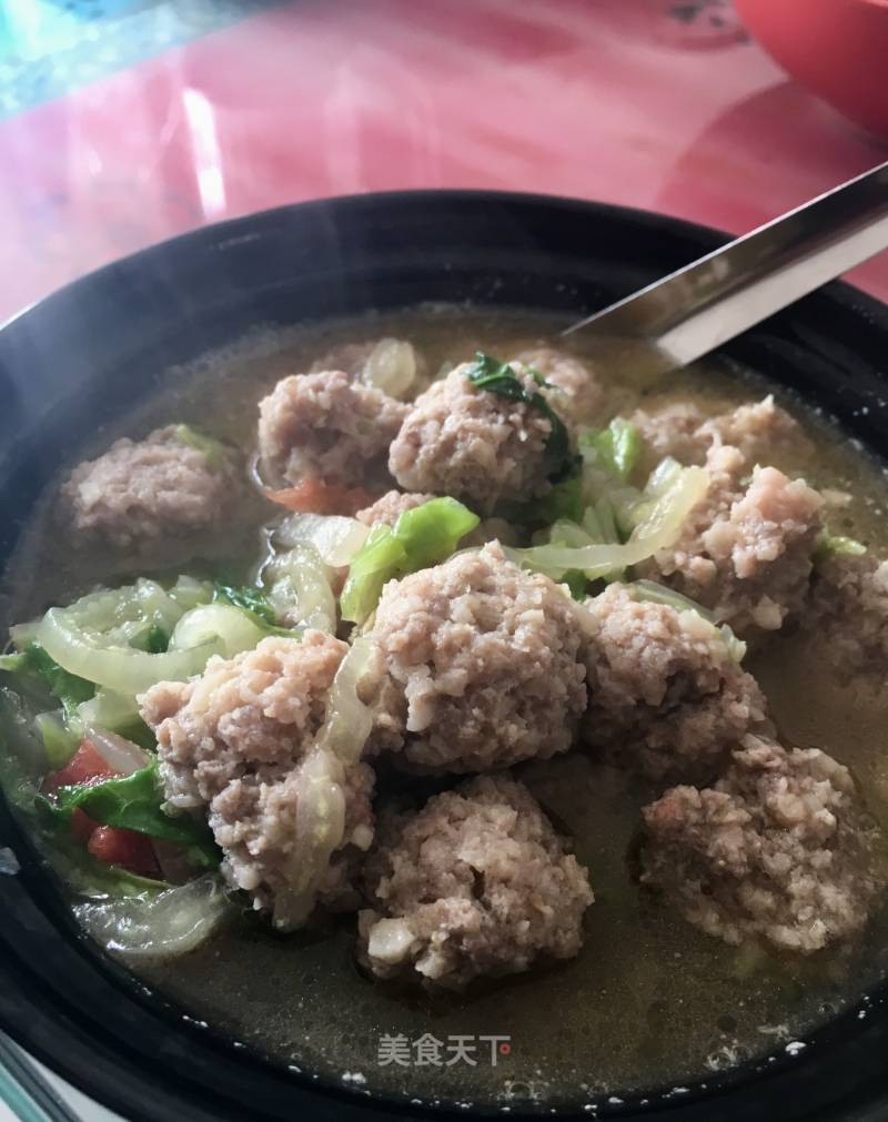 Cabbage Soup with Meatballs recipe