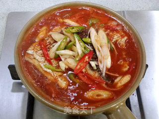 Spicy Fish Soup with Black Carp Tail recipe