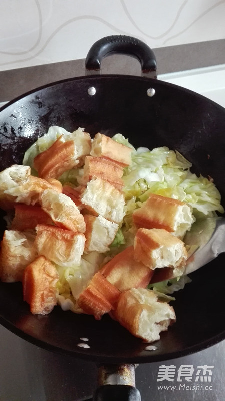 Fried Fried Dough Sticks with Cabbage recipe