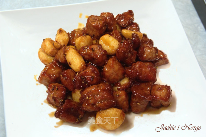 Black Garlic Beef Cubes-tianjin Local Cuisine recipe
