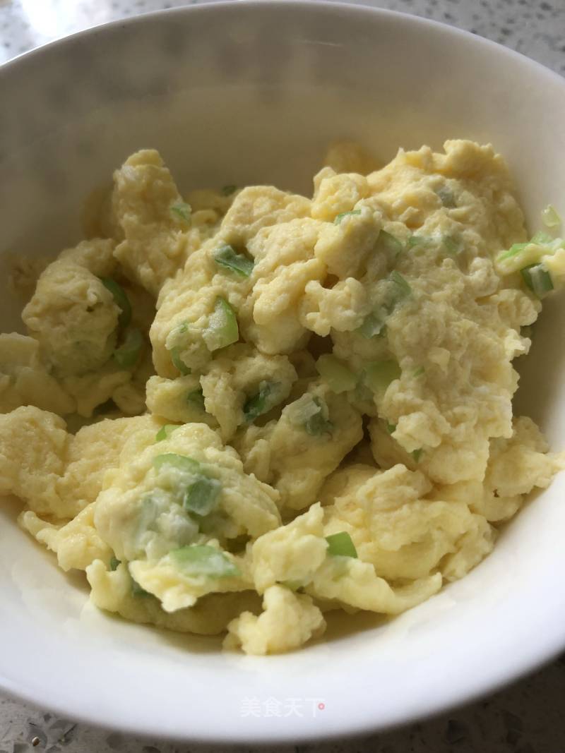 Healthy Fat-reducing Meal: Scrambled Eggs in Water recipe