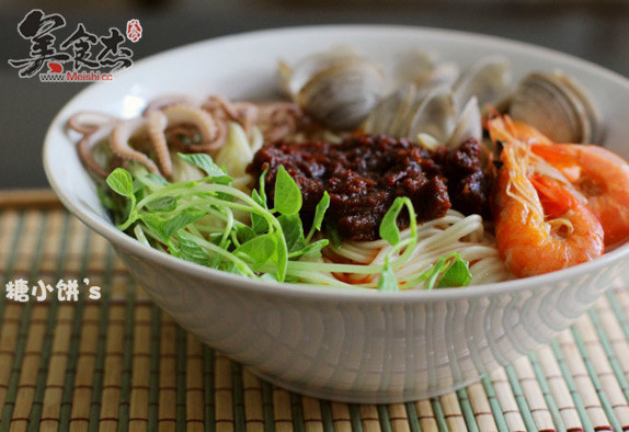 Seafood Noodles recipe