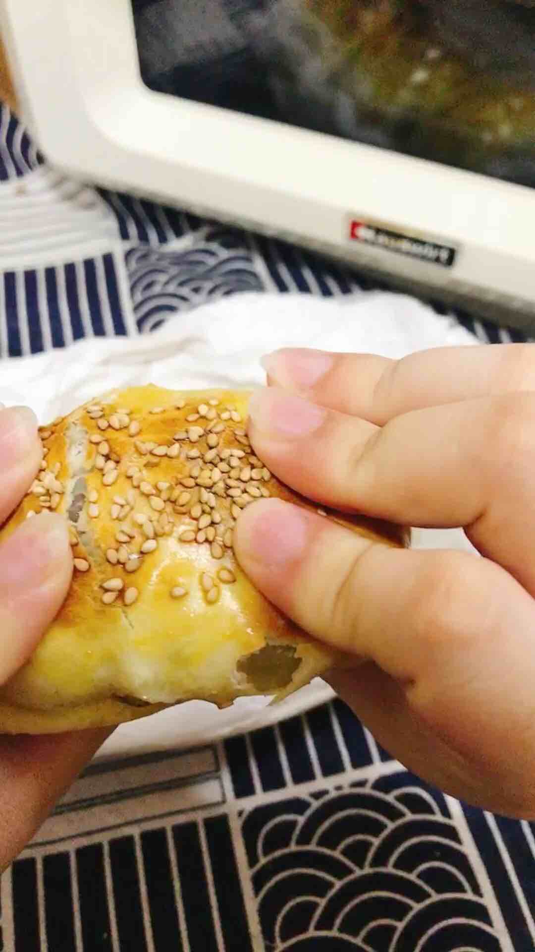 The Xinjiang-style Baked Buns with Lamb Stuffing are Here~ recipe