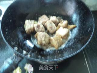 Steamed Pork Ribs with Lotus Seed recipe